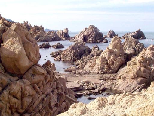 Costa Paradiso: gli scogli